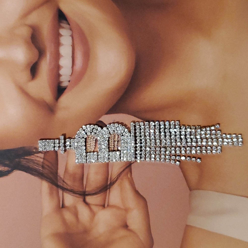 "B" ALPHABET EARRING